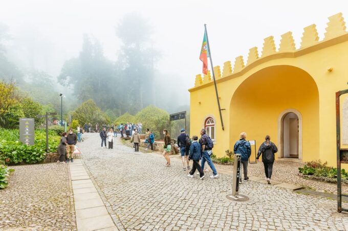 Lisbon: Sintra Day Trip & Quinta Da Regaleira Ticket/Guide - Transportation and Group Size