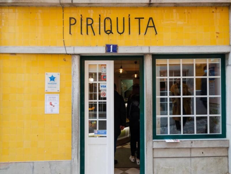 Lisbon: Sintra Historic Center and Pena Palace Guided Tour - Customer Feedback