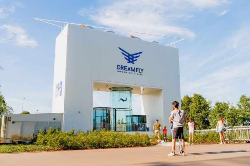 Lisbon/Sintra: Indoor Skydiving Experience - Included Gear and Instructor Support