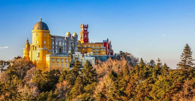 Lisbon: Sintra (Monuments), Cape Roca, Cascais. Private Transport - Key Points