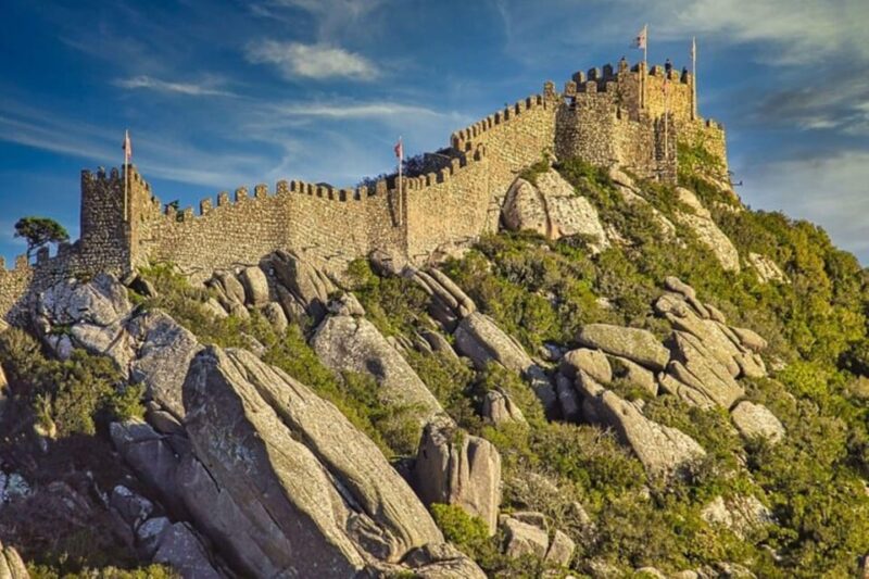 Lisbon: Sintra (Monuments), Cape Roca, Cascais. Private Transport - Itinerary Highlights