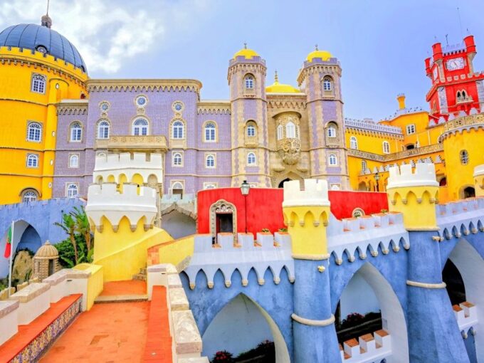 Lisbon: Sintra, Pena Palace, Cabo Da Roca, & Cascais Tour - Relaxing in Cascais
