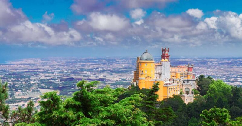 Lisbon: Sintra, Pena Palace, Regaleira, and Cascais Tour - Itinerary Highlights
