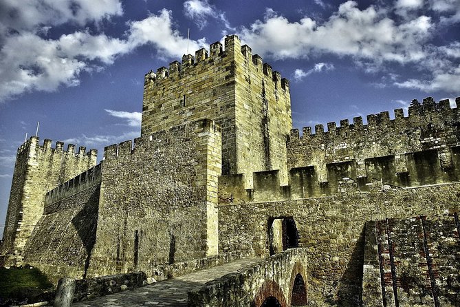 Lisbon Small-Group Sightseeing City Tour With Transportation - Inclusions and Transportation Arrangements