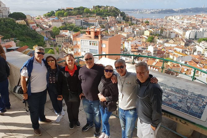 Lisbon Small Group Tour - Meeting and Pickup