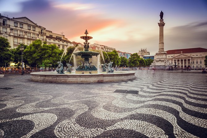 Lisbon Small Group Tour With Dinner & Fado Music - Exploring Lisbons Unique Culture