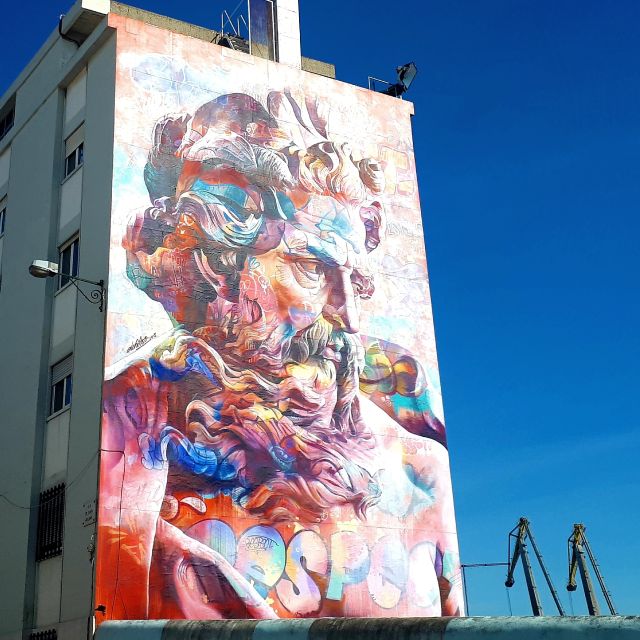Lisbon Street Art Lovers Walk - Neighborhood Exploration