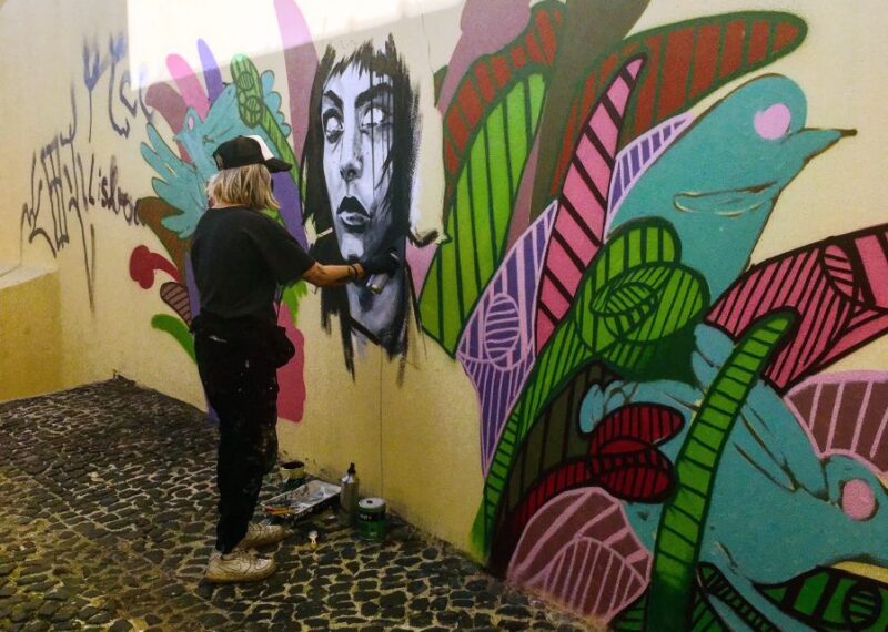 Lisbon: Street Art Tour - Street Art Exploration