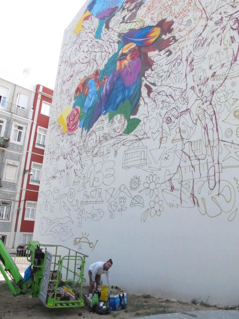 Lisbon Street Art Tour - Accessibility and Recommendations