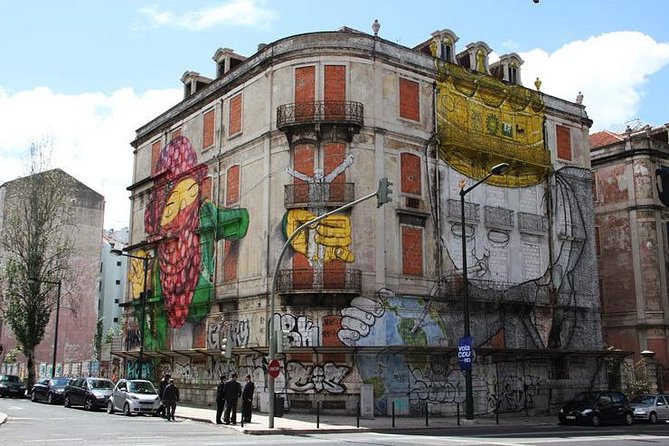 Lisbon Street Art Tour Tuk Tuk Tour - Meeting and Pickup Information