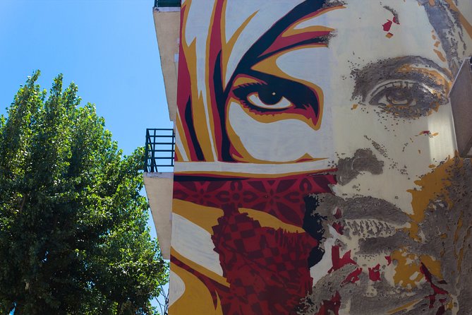 Lisbon Street Art Tour Tuk Tuk Tour - Knowledgeable and Enthusiastic Guides