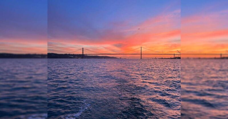 Lisbon: Sunset Boat Tour With a Drink - Customer Experience