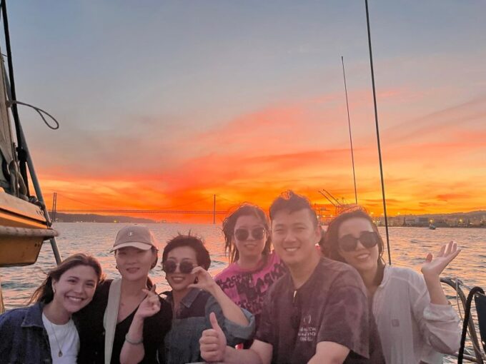 Lisbon: Sunset Boat Tour With a Drink - Suitability and Cancellation