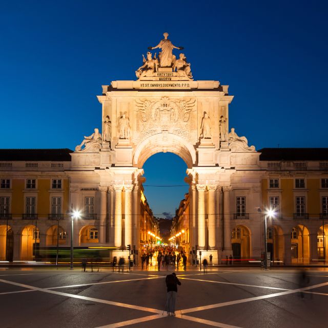 Lisbon: Sunset Boat Tour With Music and Drinks - Meeting Point and Booking