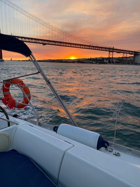 Lisbon: Sunset Boat Tour With Wine - Key Points