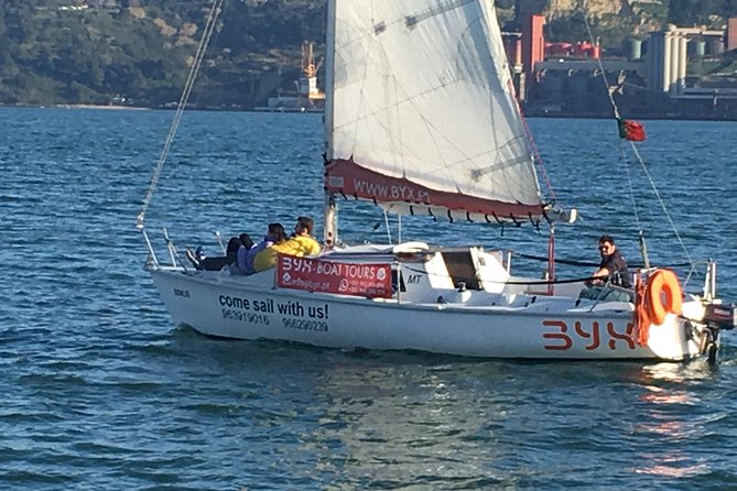 Lisbon Sunset Sailing Tour With White or Rosé Wine and Snacks - Departure and Return