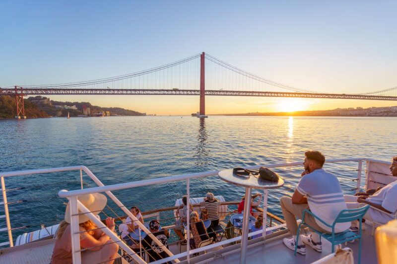 Lisbon: Tagus River Sunset Tour With Snacks and Drink - Onboard Drinks and Snacks