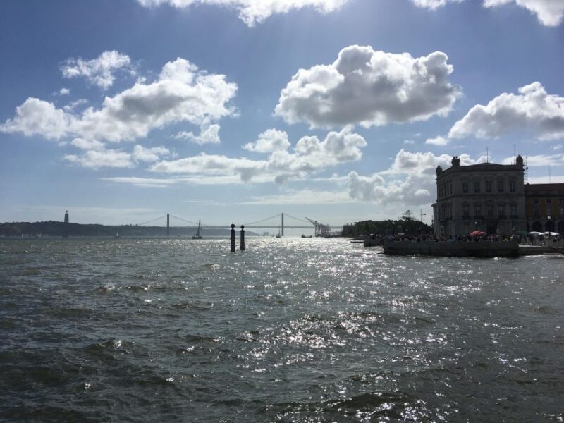Lisbon: the Old Town Alfama Walking Tour Viewpoints - Tour Guide and Language