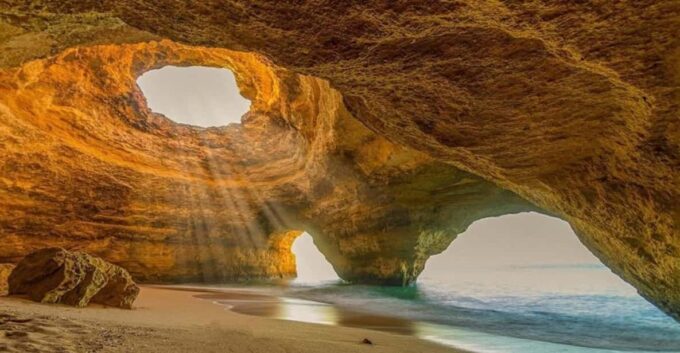 Lisbon to Algarve to Lisbon - Dedicated Private Day Tour - Booking and Cancellation