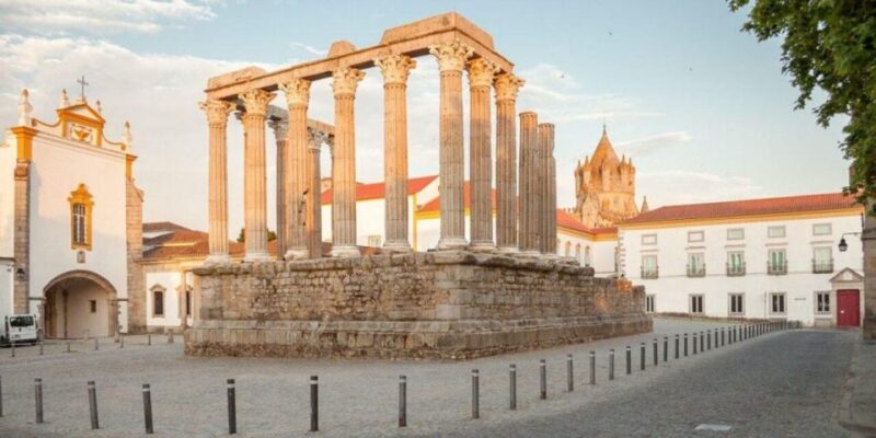 Lisbon to Algarve up to 3 Stops - Frequently Asked Questions