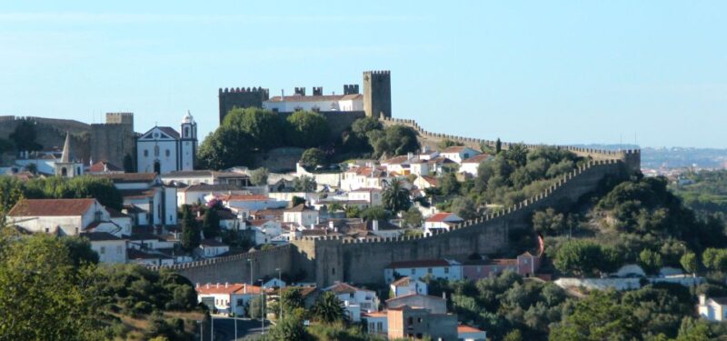 Lisbon to Porto Stop Óbidos, Nazaré, Fátima, Coimbra, Aveiro - Key Points