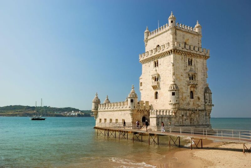 Lisbon to Porto With Óbidos-Nazaré-Fátima-Coimbra-Aveiro - Coimbra: Arts and Culture