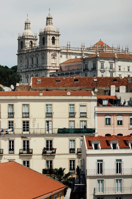 Lisbon Tour Private - Popular Stops: Alfama District
