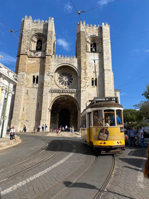 Lisbon: Tram 28 Audio Guide - Historical Anecdotes and Insights