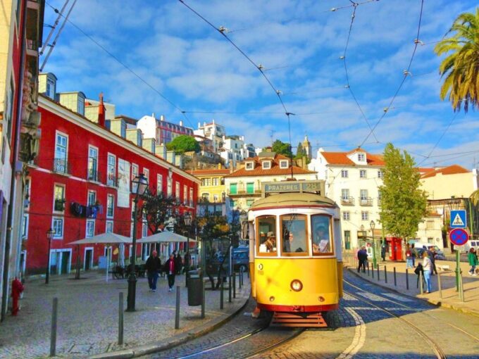 Lisbon: Tram 28 Entry Ticket With Audio Guide & 24-Hour Pass - Accessibility Considerations