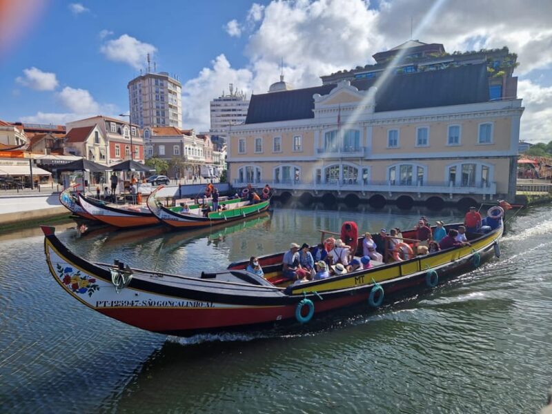 Lisbon: Transfer to Porto With Stops in Óbidos-Nazaré-Aveiro - Overview and Pricing