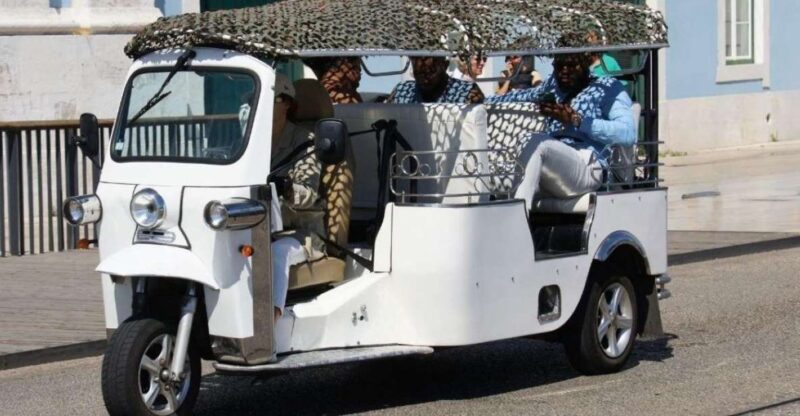 Lisbon: Tuk Tuk, Cascais, and Dinner at Guincho - Tuk Tuk Tour Highlights