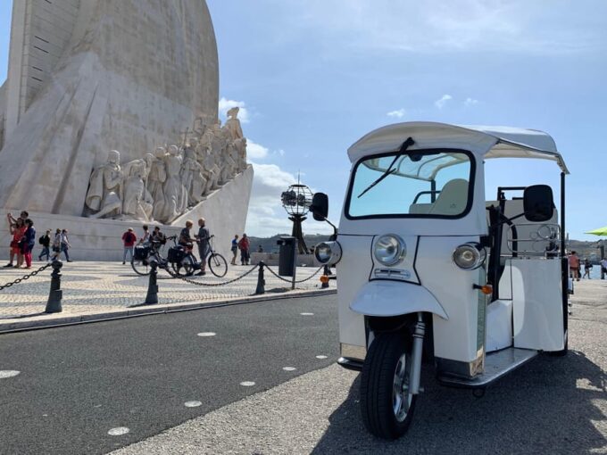 Lisbon TukTuk Tour - Fun and Local - Best Instagram Spots - Knowledgeable Guides