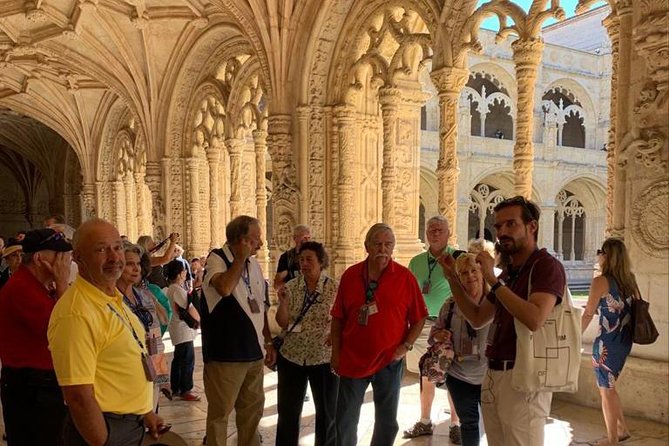 Lisbon Walking Tailored Private Tour (Half Day) - Guides Expertise and Customization