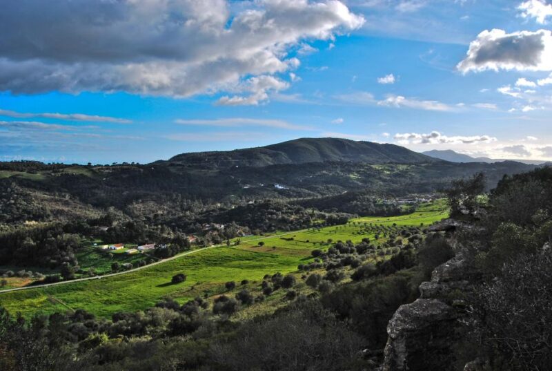 Lisbon Wine Tour Through Sesimbra, Arrábida and Setúbal - Itinerary Highlights