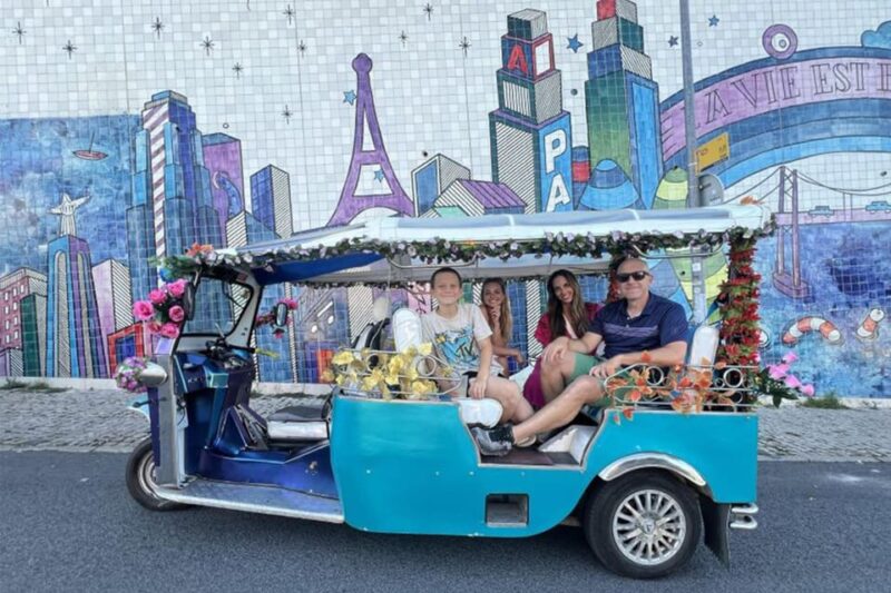 Lisbon:Half-day Guided Tuk Tuk Tour OldTown CityCenter Belem - Key Points