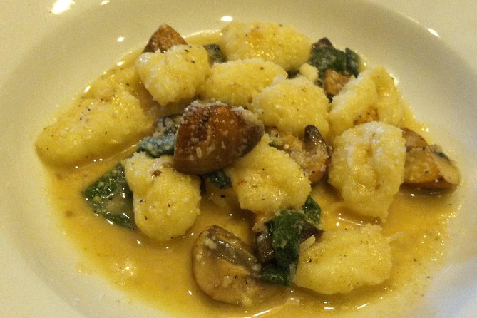 Little Italy Neighborhood Food Tour of Cleveland - Inclusions and Additional Information