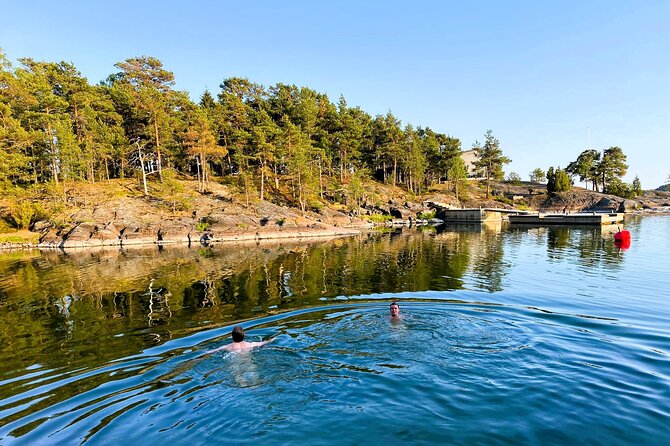 Live Like a Local in a Finnish Cottage in Porkkala Archipelago - Traditional Finnish Cuisine and Beverages