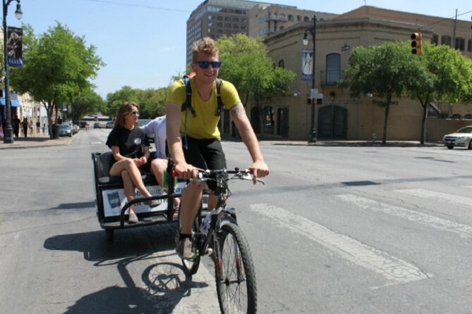 Live Music Capital of the World Pedicab Tour - Pedicab Transportation Experience