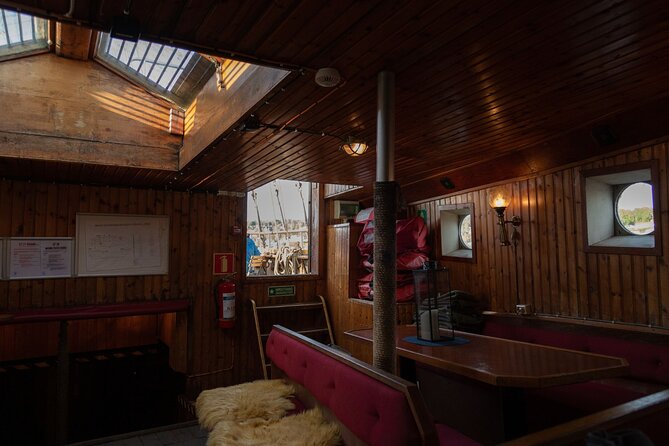 Live Music Cruise With Fjordstyle Shrimp Buffet - Traveler Feedback and Highlights