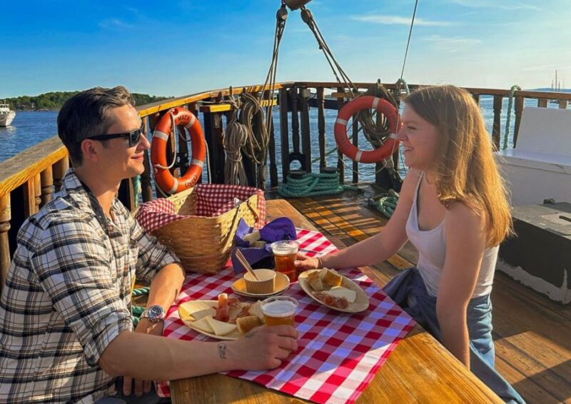 Live Music Cruise With Fjordstylebuffet of Shrimps - Experience Details