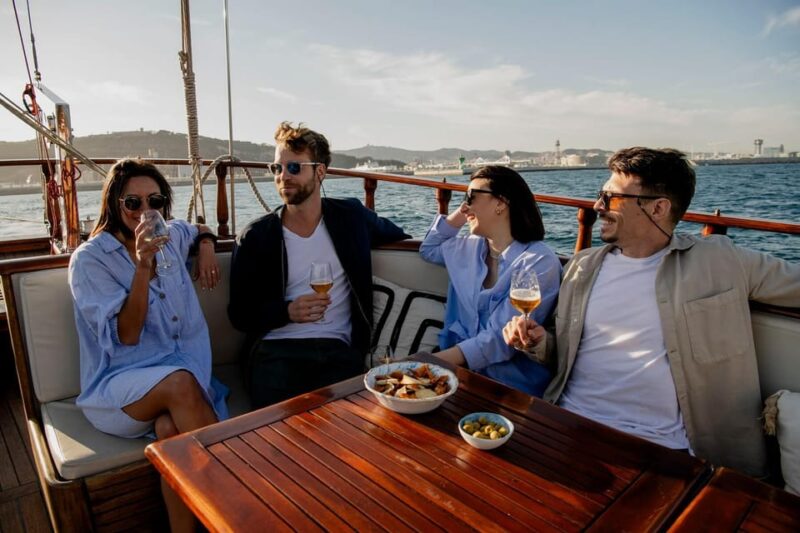 Live Music & Sunset Wooden Boat in Barcelona - Onboard Experience