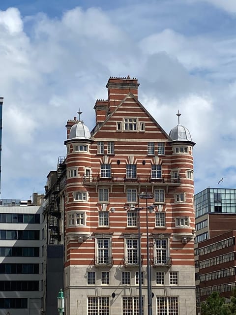 Liverpool: A Walk Through Time: Full History Walking Tour - Itinerary Highlights