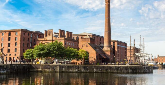 Liverpool: A Walk Through Time: Full History Walking Tour - Accessibility and Experience