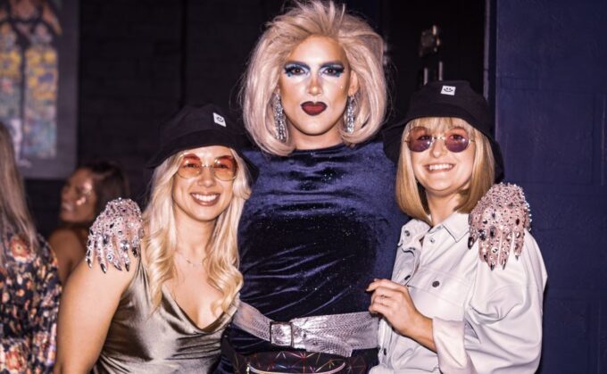 Liverpool: Funnyboyz Extravagant Drag Queen Party With Drink - Recap