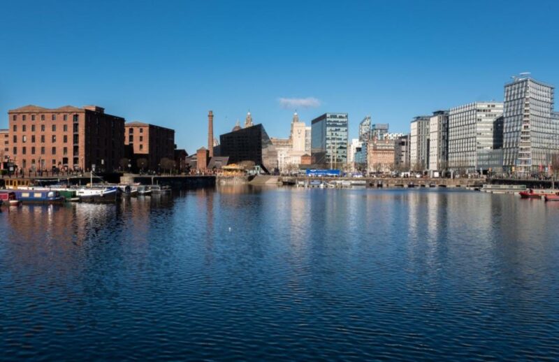 Liverpool Legends: A Cultural & Historic Journey - Admiring The Three Graces