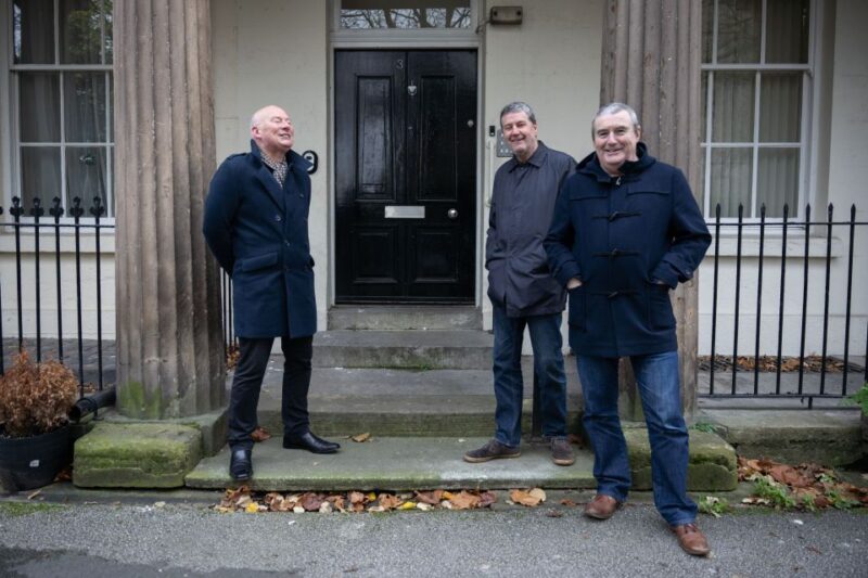 Liverpool: Music Icons Tour With 90S Band the Farm - Insider View of Liverpool