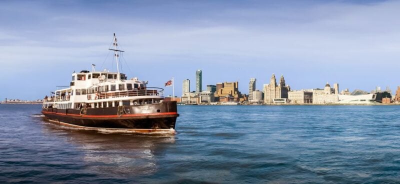 Liverpool: Sightseeing River Cruise on the Mersey River - Cruise Inclusions