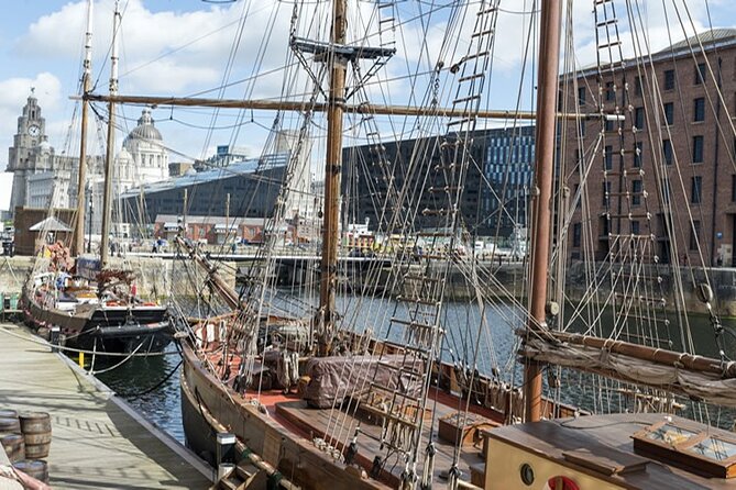 Liverpool Slavery Walking Tour - Commercial Side - Tour Experience