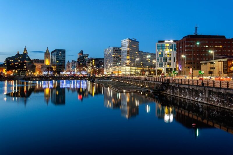 Liverpool: The Beatles and Cavern Quarter Walking Tour - Key Points