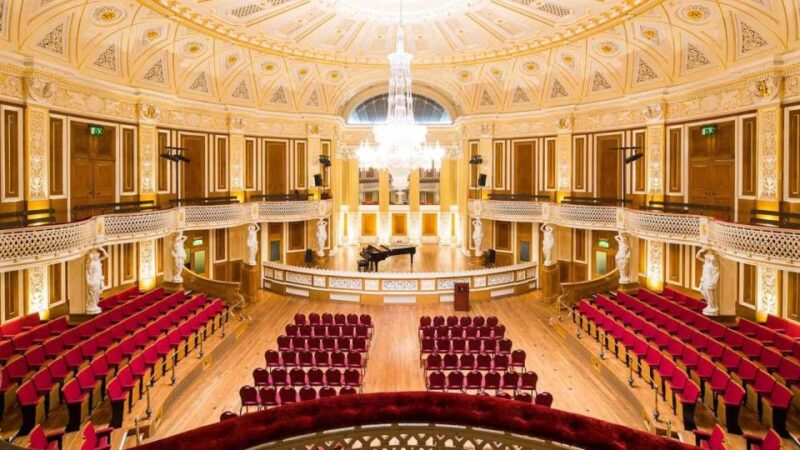Liverpool: The Three Tenors at St. Georges Hall - Captivating Program
